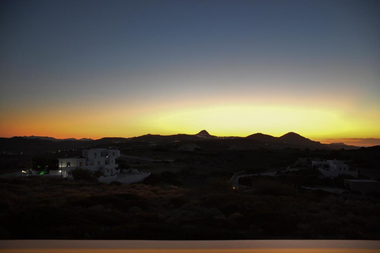 Milos Zen Suites Adamantas  Buitenkant foto